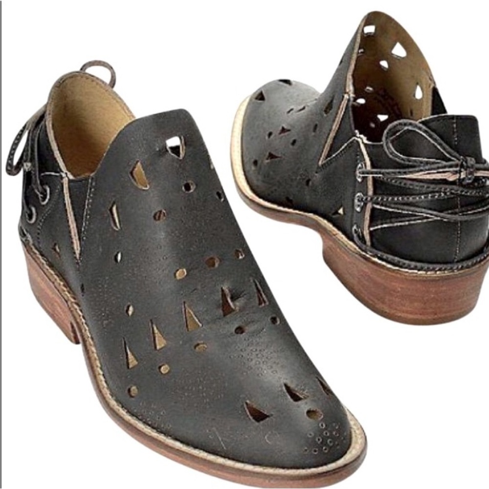 Musse & Cloud Anthropologie Coolise Leather Laser Cut Bootie - Picture 13 of 13